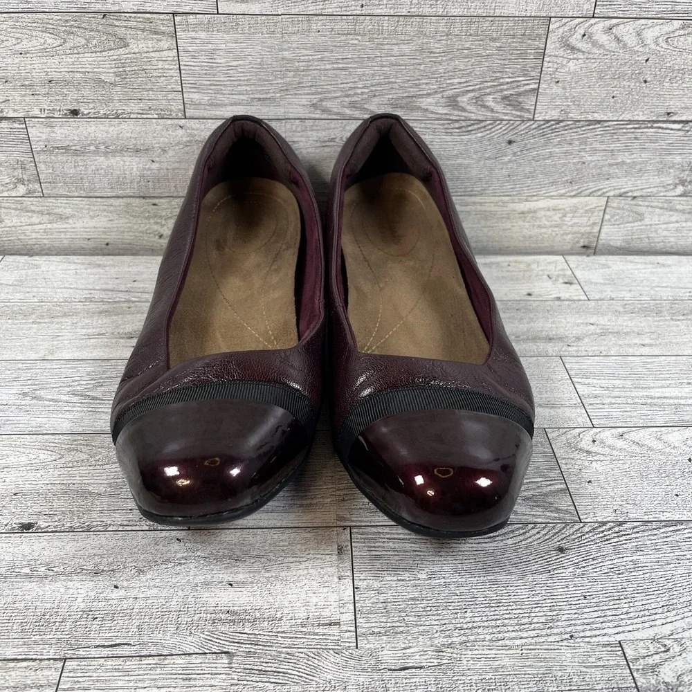 Clarks Keesha Rosa Burgundy Leather Low Heel Pumps Shoes Women Size 8M‎